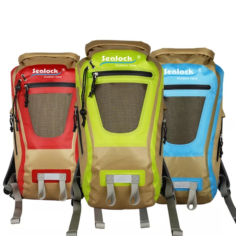 Cad é an backpack campála uiscedhíonach 30L